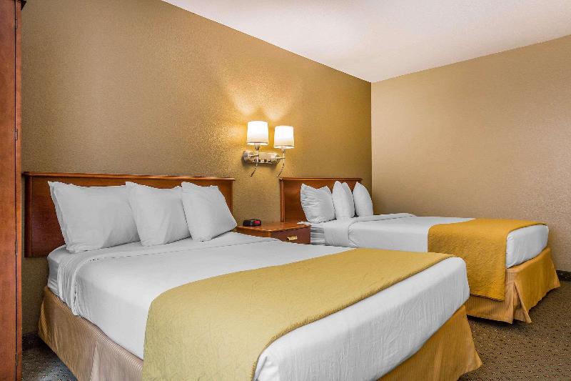 Quality Inn Hyde Park - Poughkeepsie North image