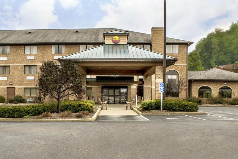 Comfort Inn Millersburg image
