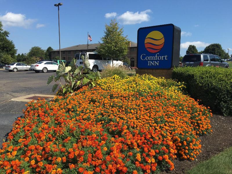 Comfort Inn Millersburg image