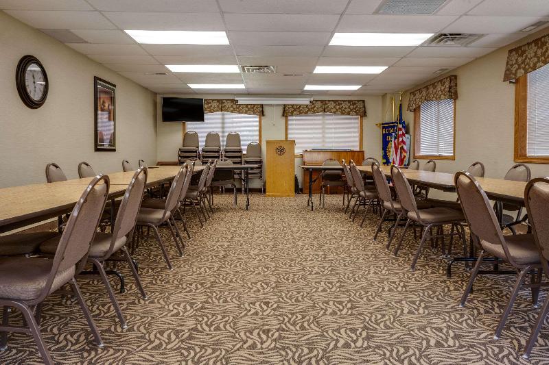 Comfort Inn Millersburg image