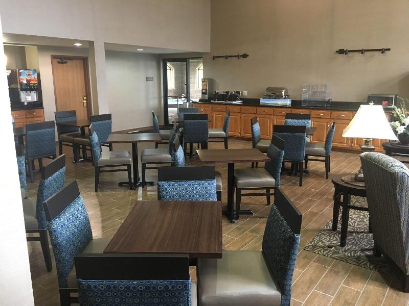 Comfort Inn Millersburg image