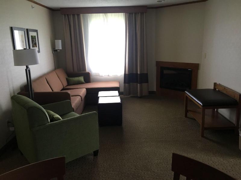 Comfort Inn Millersburg image