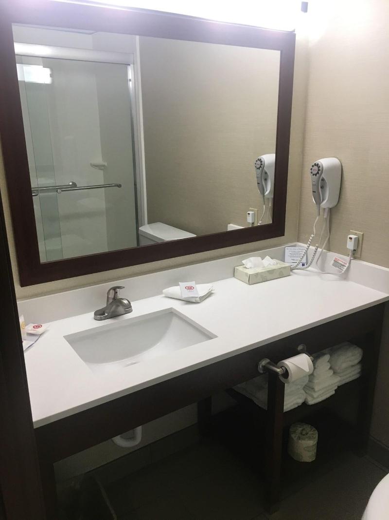 Comfort Inn Millersburg image