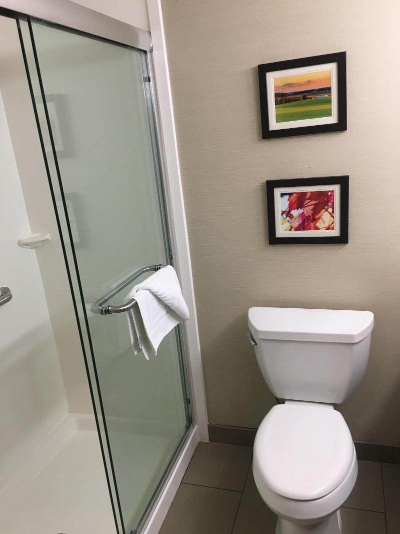 Comfort Inn Millersburg image