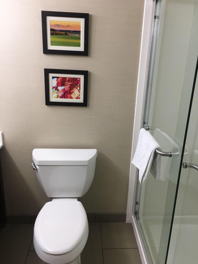 Comfort Inn Millersburg image