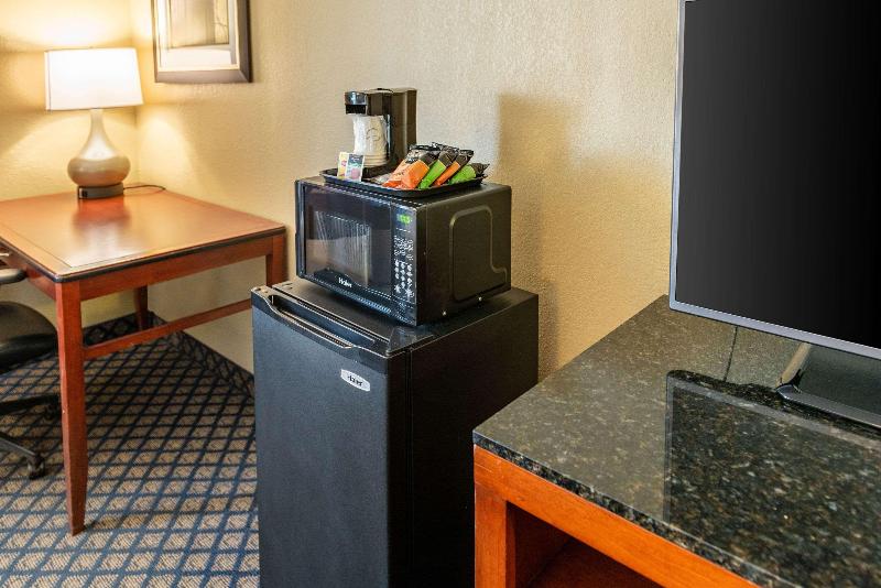 Quality Inn & Suites image
