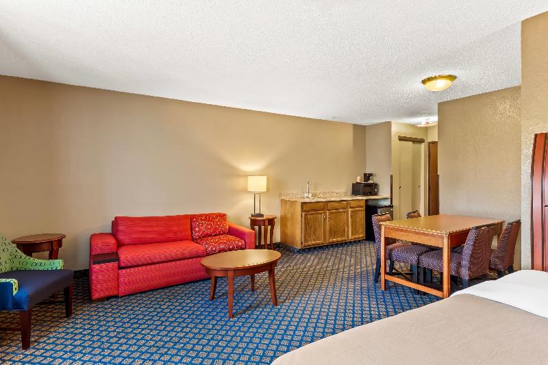 Quality Inn & Suites image