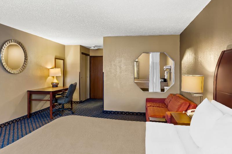 Quality Inn & Suites image