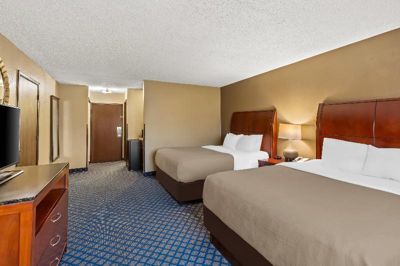 Quality Inn & Suites image