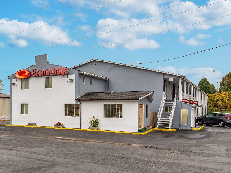 Econo Lodge Franklin image