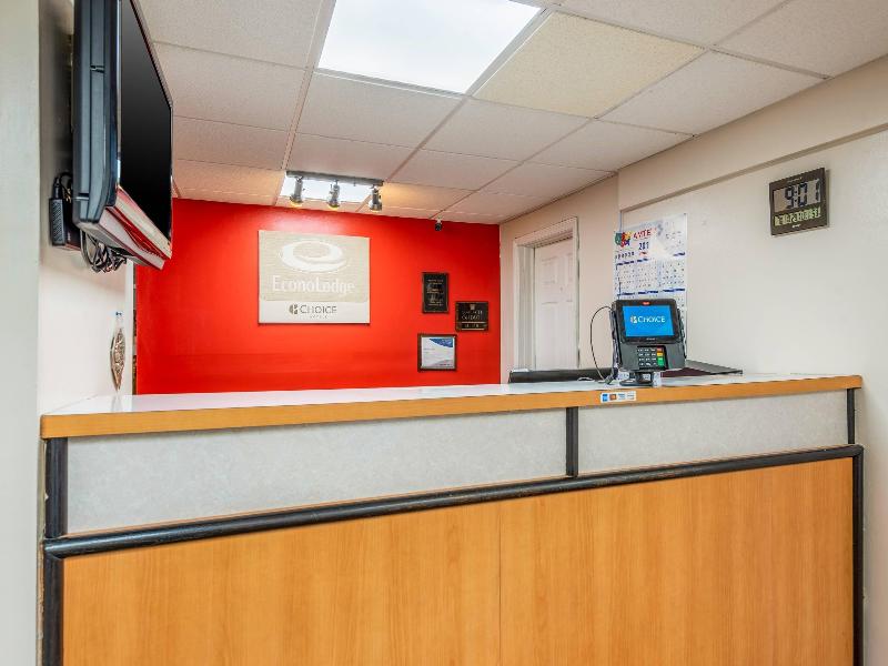 Econo Lodge Franklin image
