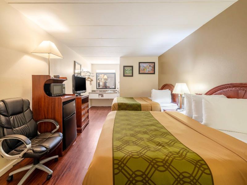 Econo Lodge Franklin image