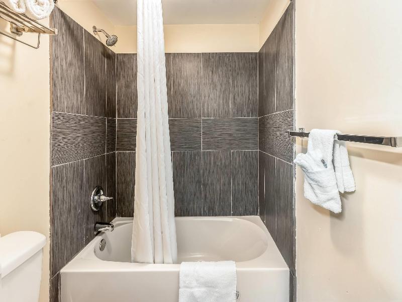 Econo Lodge Franklin image