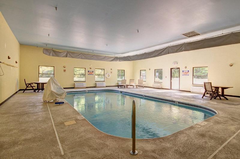 Holiday Inn Express Columbus South image