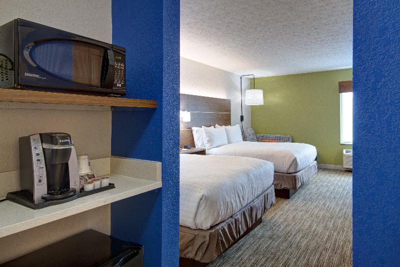 Holiday Inn Express Columbus South image
