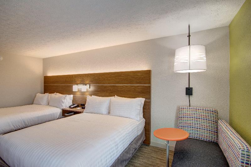 Holiday Inn Express Columbus South image