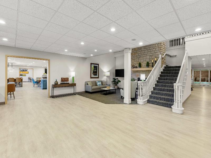Comfort Suites Hotel and Conference Center image