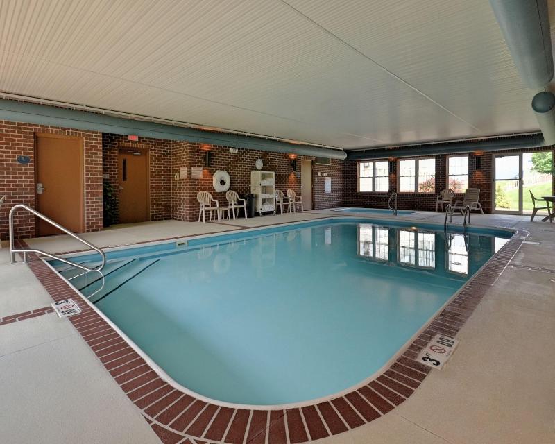 Comfort Suites Hotel and Conference Center image