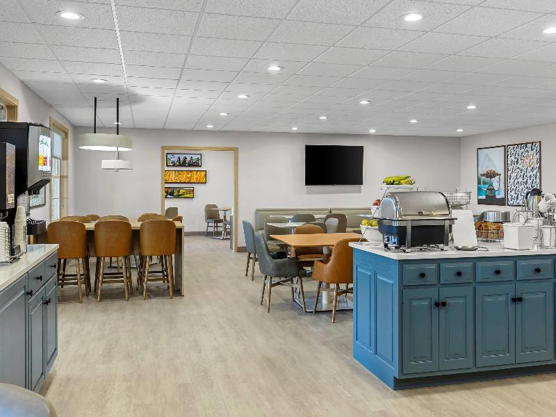 Comfort Suites Hotel and Conference Center image