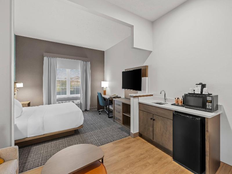 Comfort Suites Hotel and Conference Center image