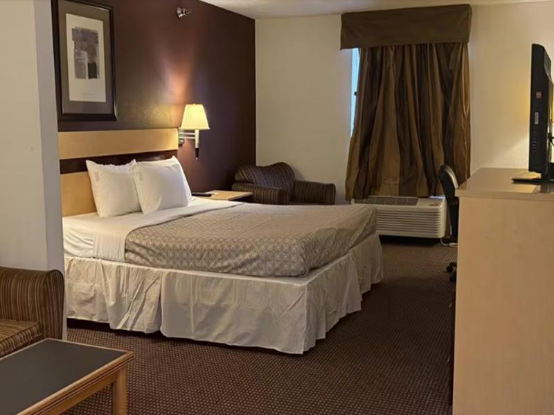 Surestay Best Western Obetz Rickenbacker Airport image