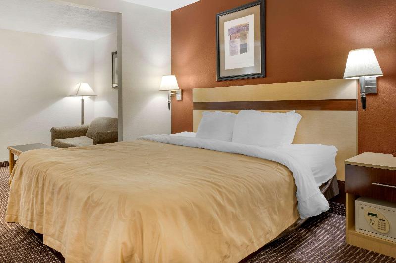 Surestay Best Western Obetz Rickenbacker Airport image