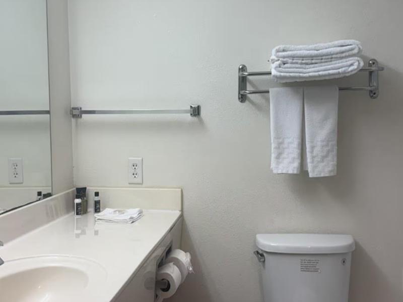 Surestay Best Western Obetz Rickenbacker Airport image
