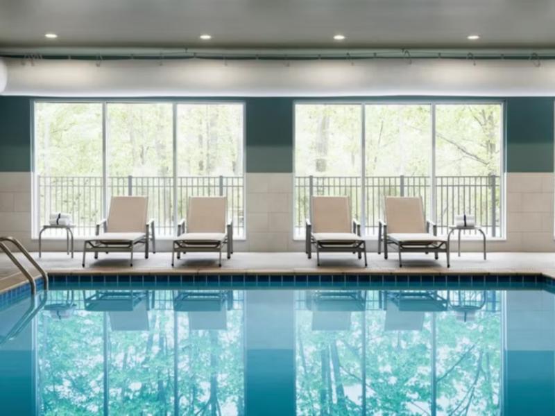 Garner Hotel Wadsworth by IHG image