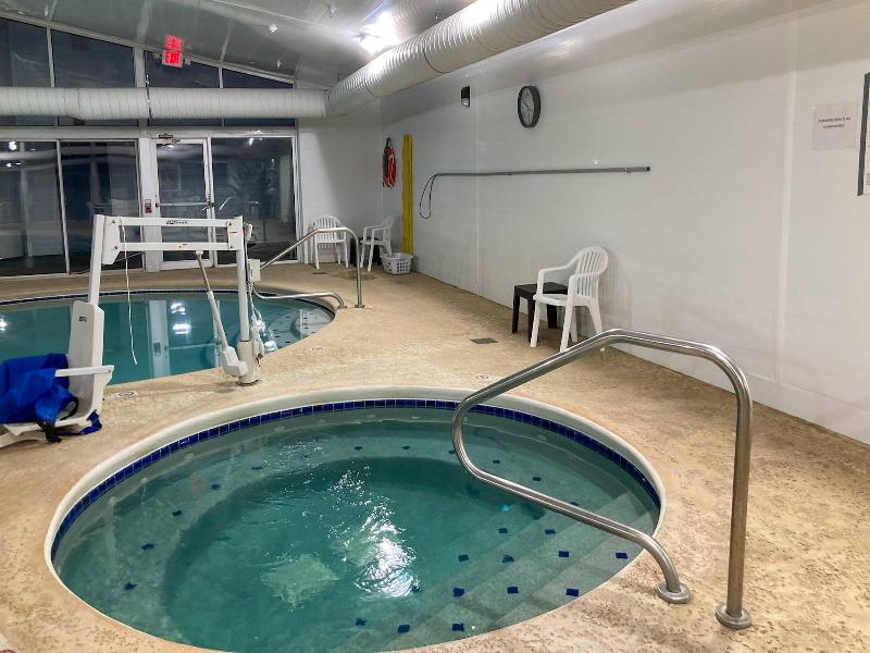 Quality Inn & Suites Bellville – Mansfield
