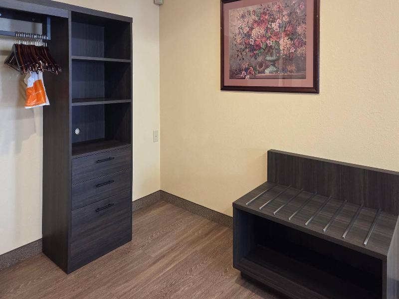 Quality Inn & Suites Bellville – Mansfield image