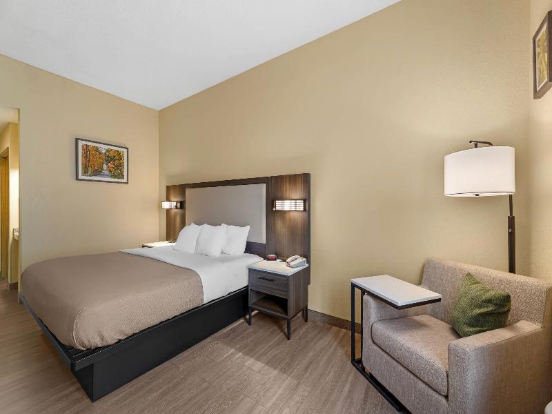 Quality Inn & Suites Bellville – Mansfield image