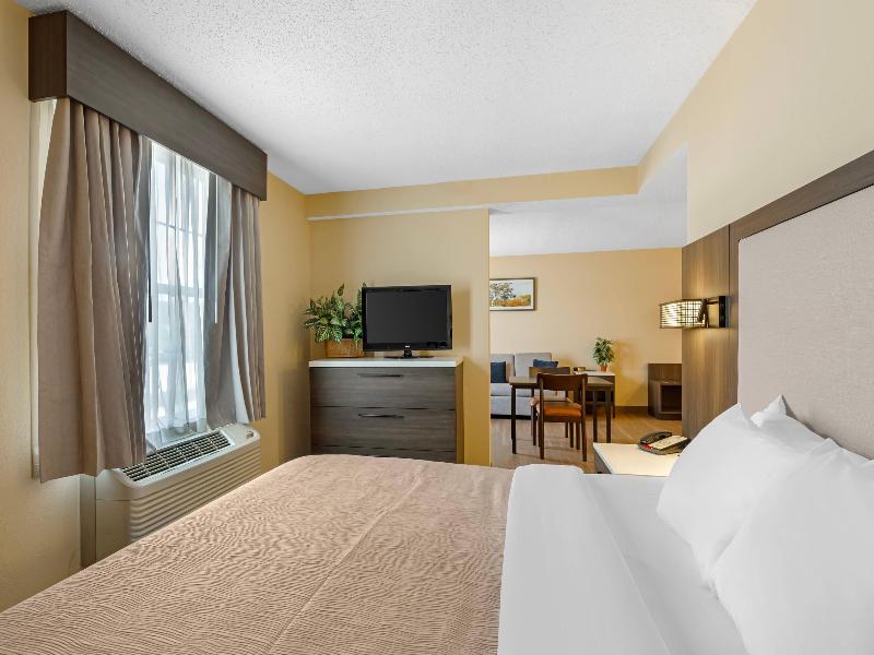 Quality Inn & Suites Bellville – Mansfield image