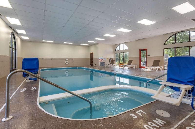 Quality Inn image