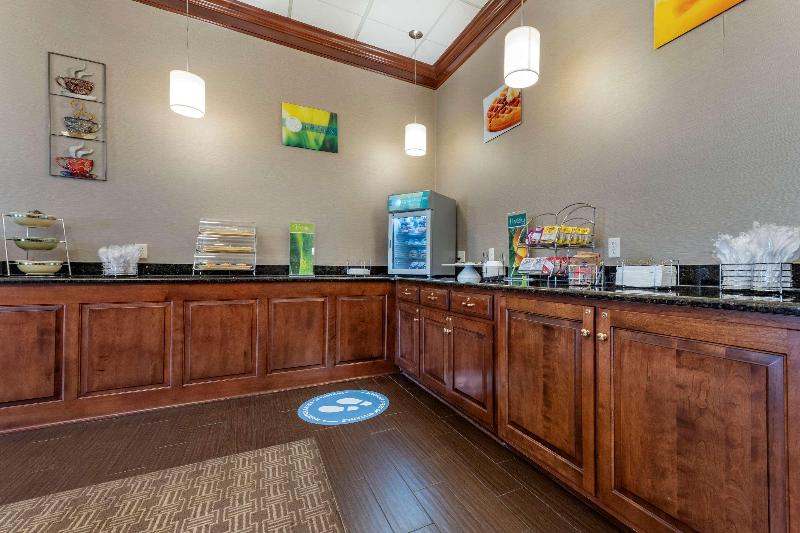 Quality Inn image
