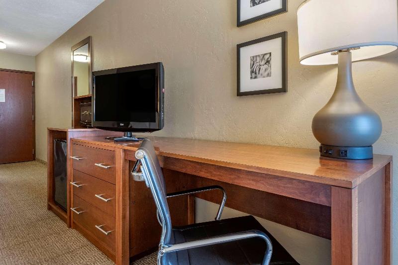Quality Inn image
