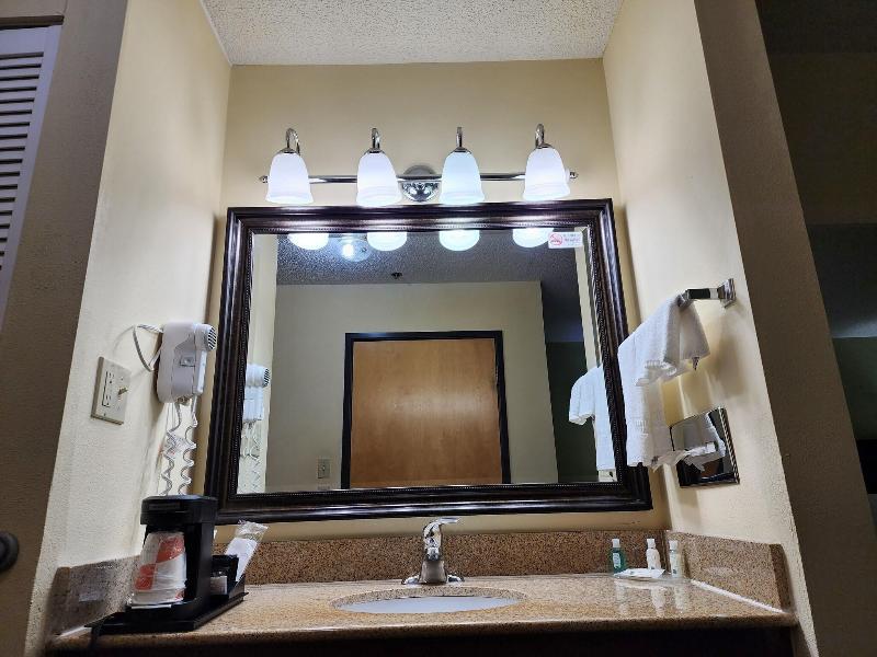 Quality Inn Wheelersbur image