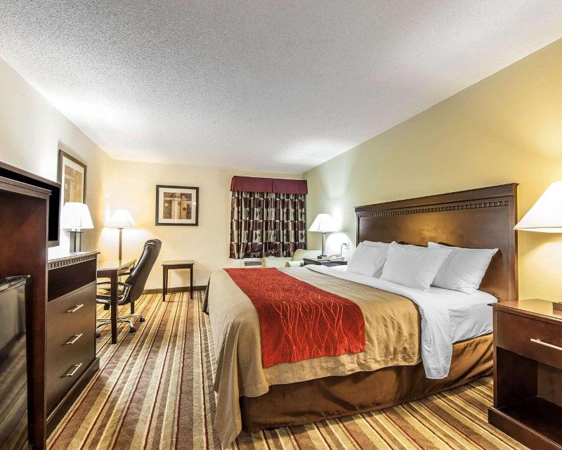 Quality Inn Wheelersbur image