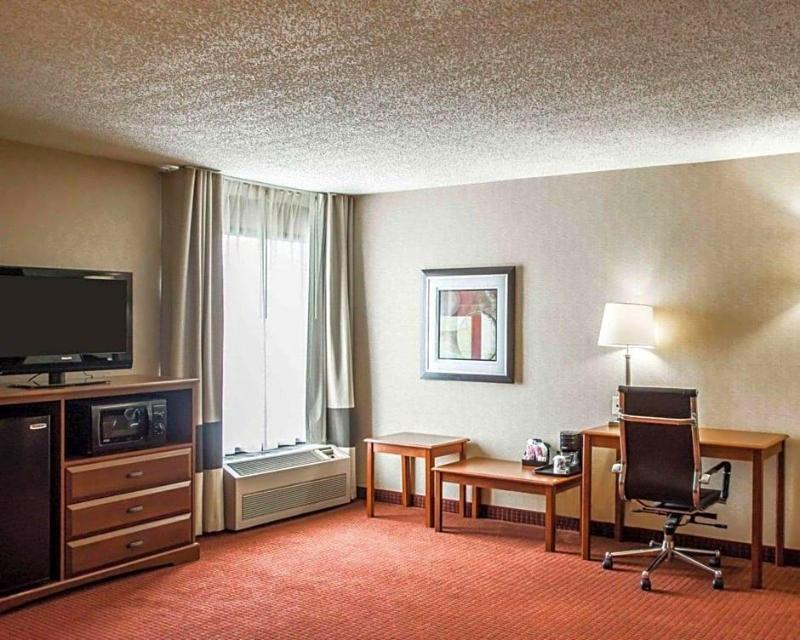 Quality Inn Springboro West image