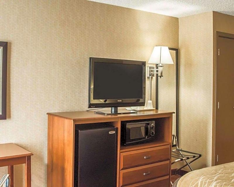 Quality Inn Springboro West image