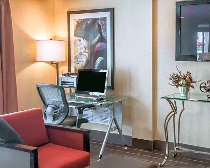 Quality Inn Springboro West image