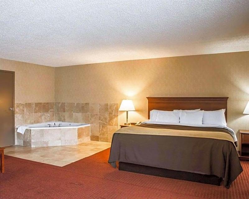 Quality Inn Springboro West image