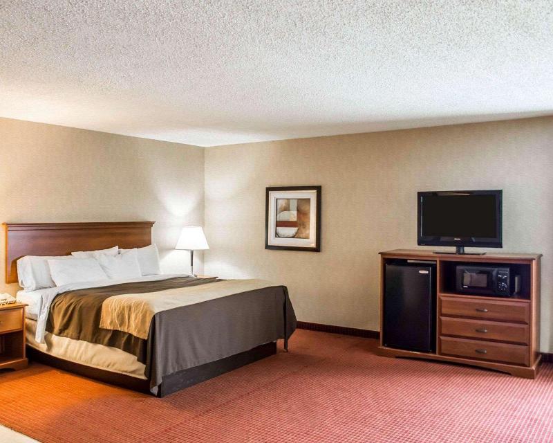 Quality Inn Springboro West image