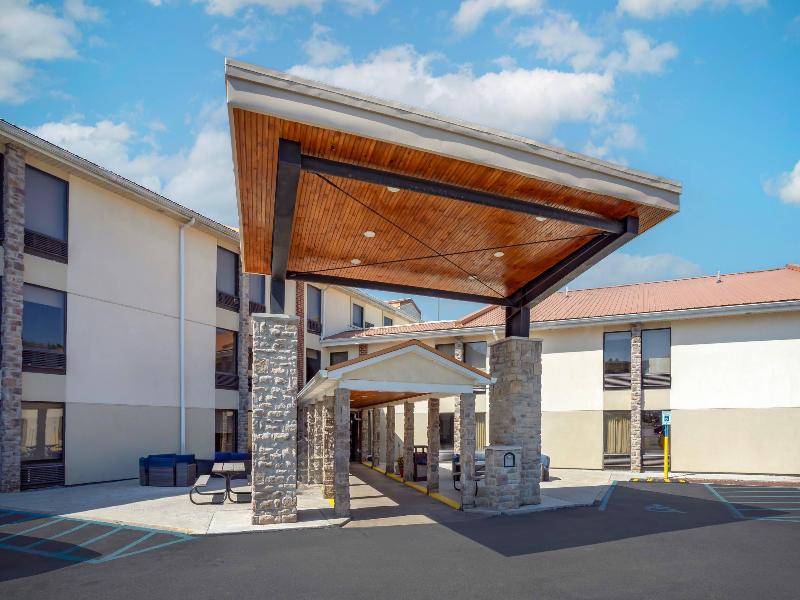 Comfort Inn Hazleton image