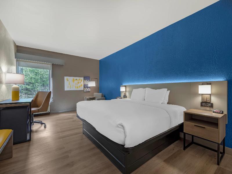 Comfort Inn Hazleton image