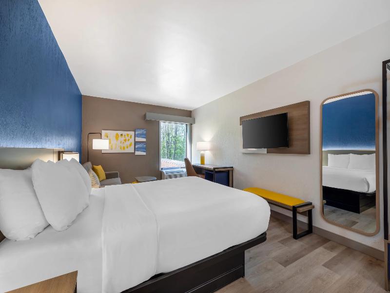 Comfort Inn Hazleton image