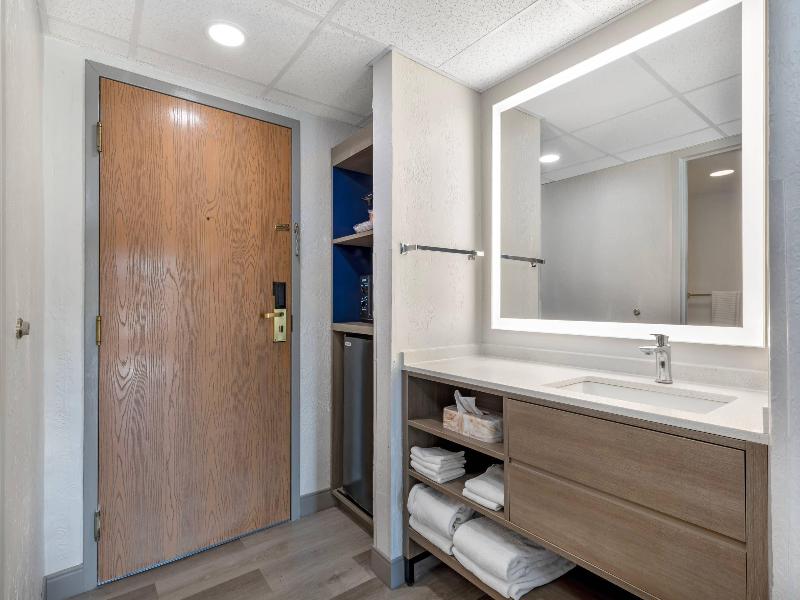 Comfort Inn Hazleton image