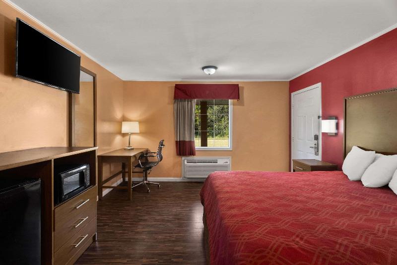 Econo Lodge Cornersville image