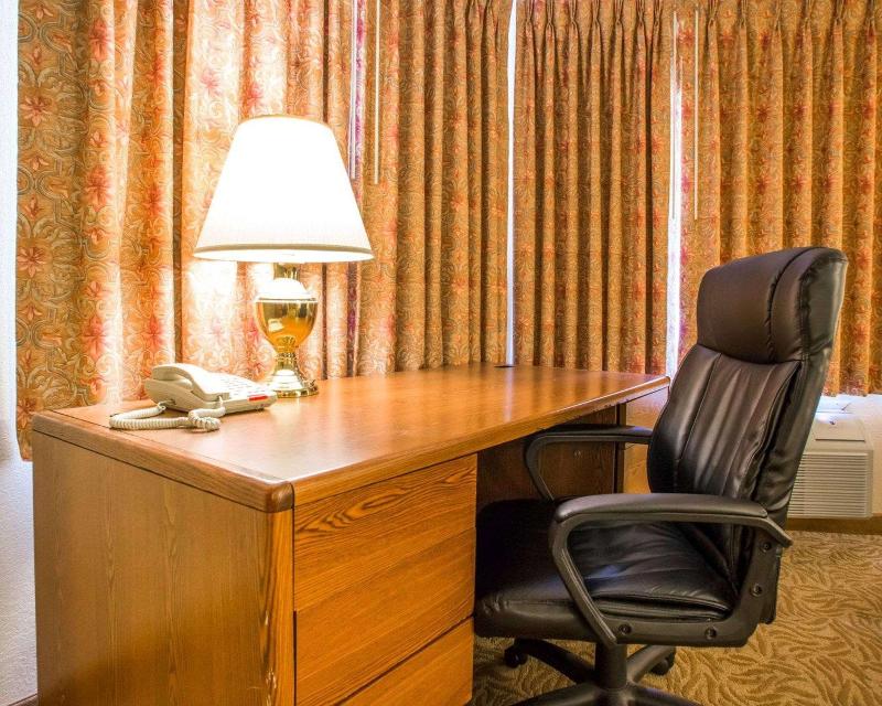University Inn of Stevens Point	 image