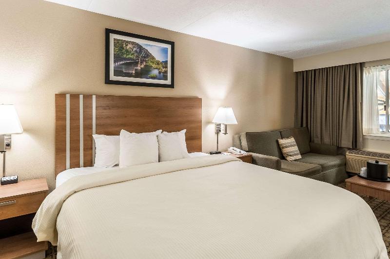 Clarion Inn Harpers Ferry-Charles Town image