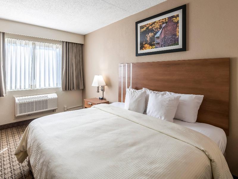 Clarion Inn Harpers Ferry-Charles Town image